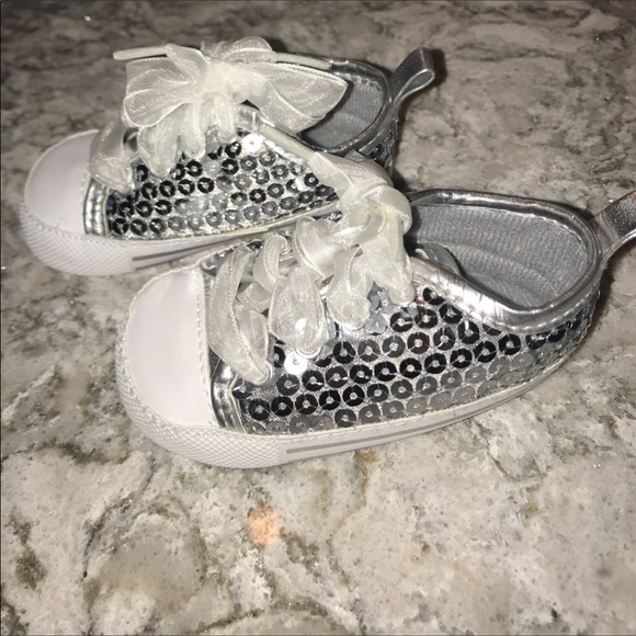 Other - BABY GIRL SEQUIN SHOES TENNIS TIE ON SHOES SILVER